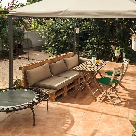 Orange Vibes Inn Paterna